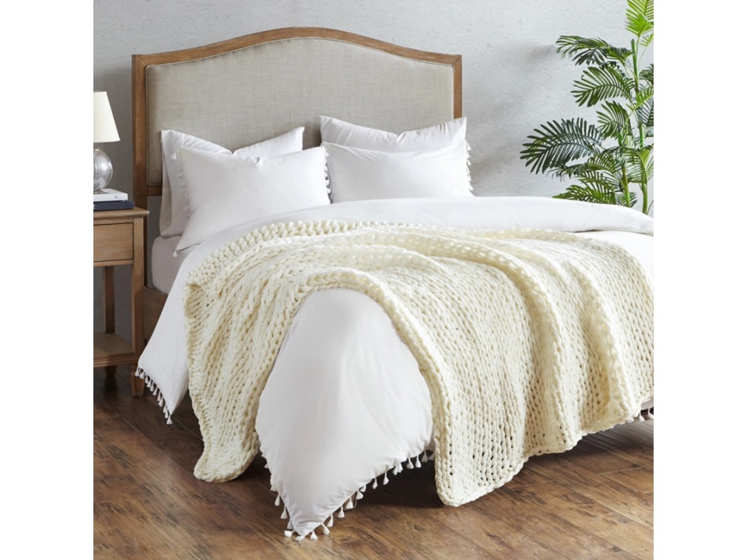 EFI Throws and Blankets